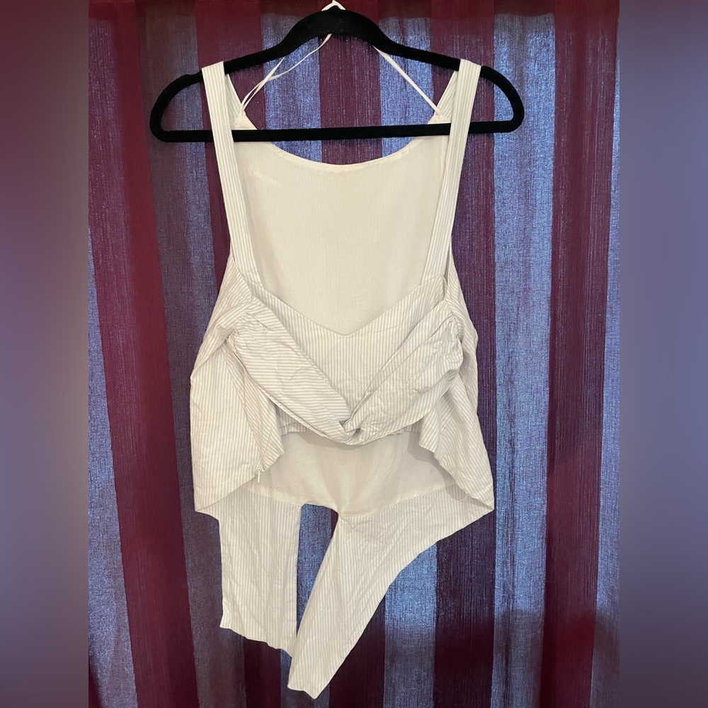 Zara Top front tie Low back w/ bow. White & Blue stripes- size Medium